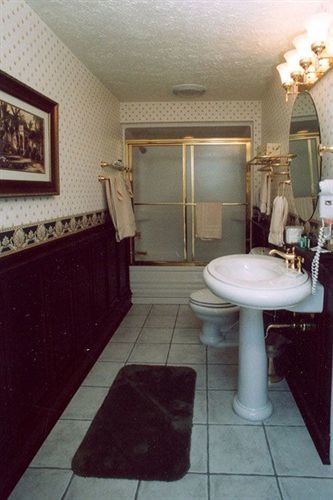 Julias Bed And Breakfast Hubbard Exterior foto