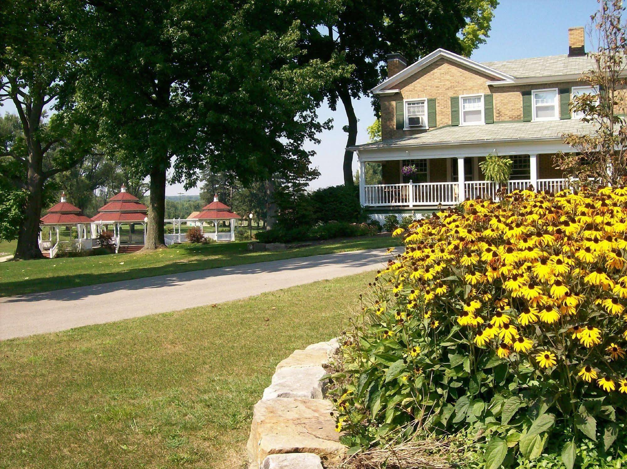 Julias Bed And Breakfast Hubbard Exterior foto