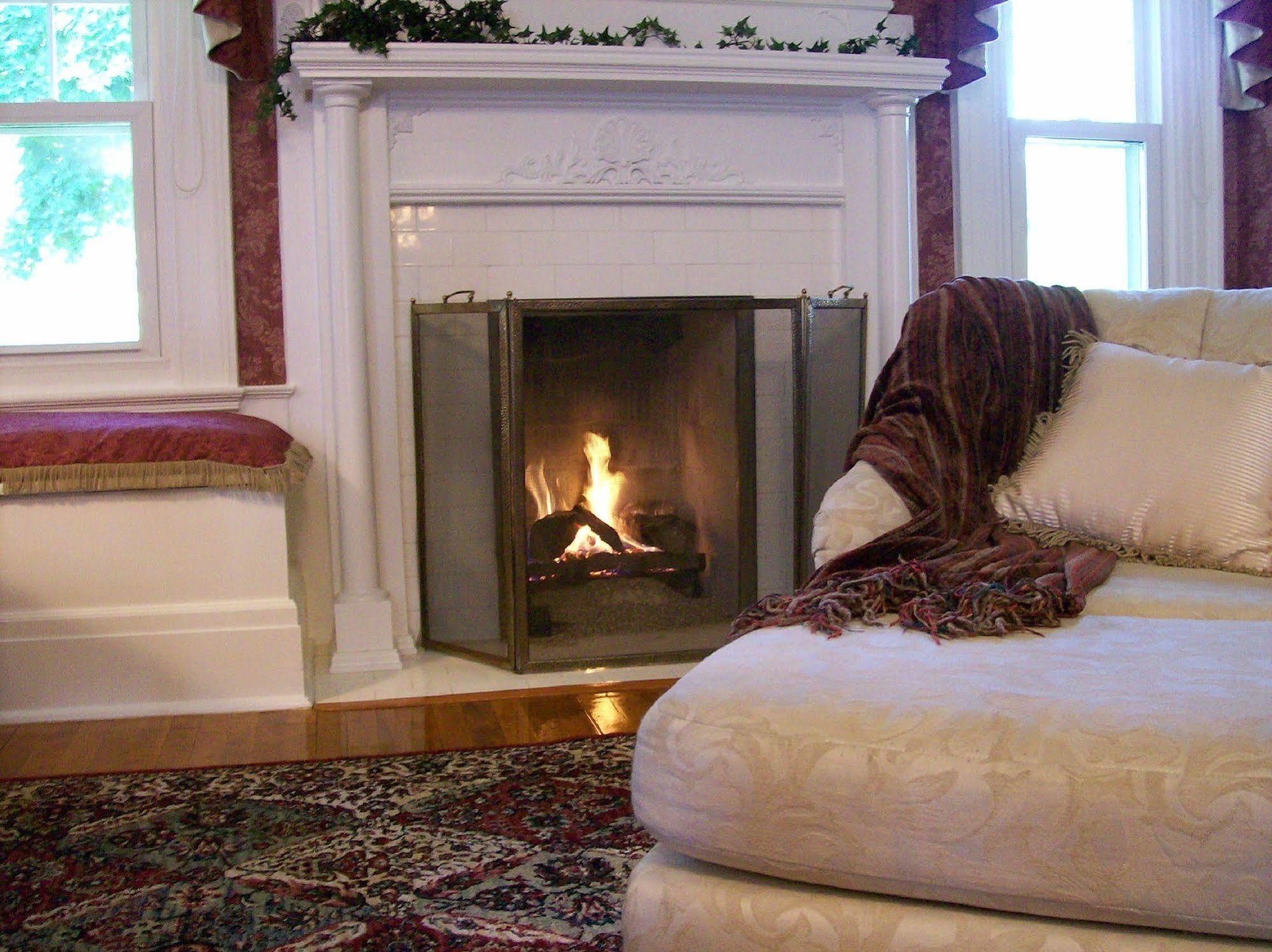 Julias Bed And Breakfast Hubbard Interior foto